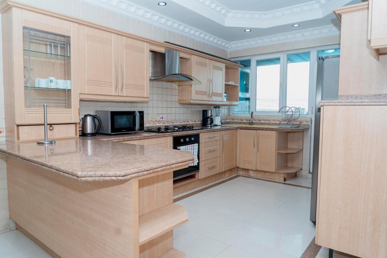 Luxury Apartment With Ocean View In Oyster Bay Dar es Salaam Exterior photo